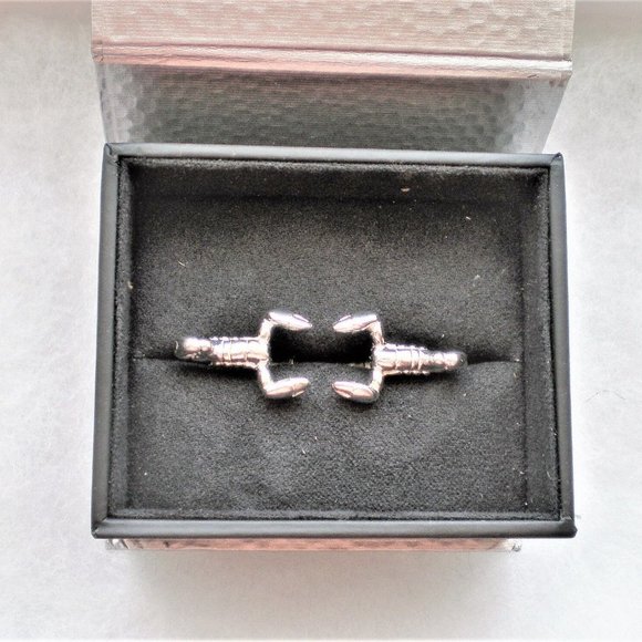 NEW In Box Designer Ravi Ratan Sterling Silver 925 Scorpio Cufflinks 13.7 grams - Picture 4 of 7
